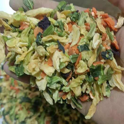 兴化市宠物级混合蔬菜干仓鼠兔子狗狗荷兰猪拌粮蔬菜干