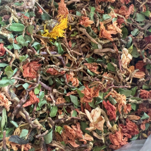佛山 地摊电商批发三和茶 鸡骨草叶 溪黄茶 罗汉果花