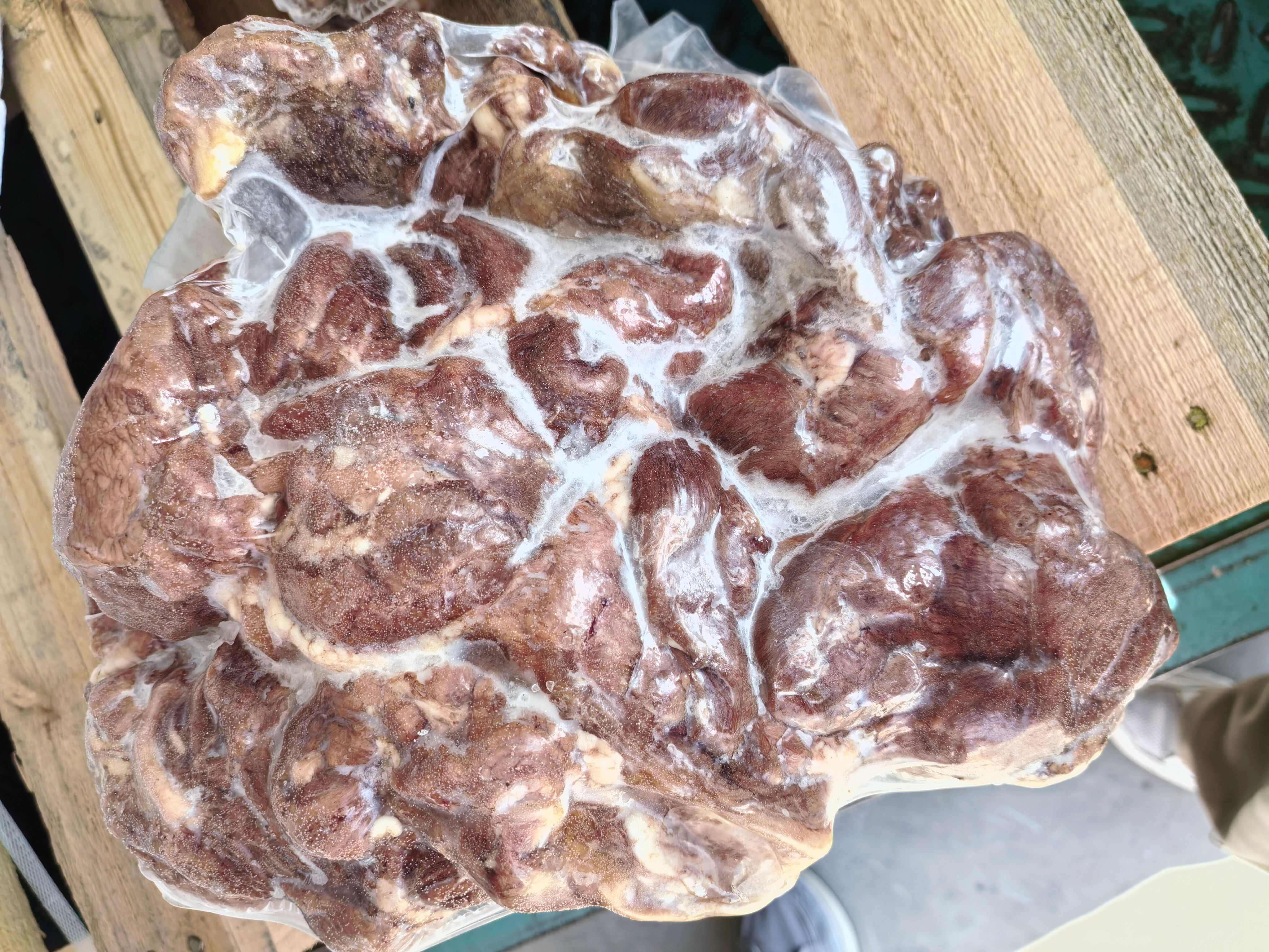 额布林八成熟山羊肉