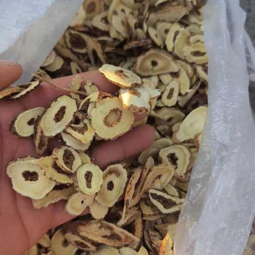 陇西县甘肃本地中药材，黄芪大片，大小规格齐全，产地直发，无硫