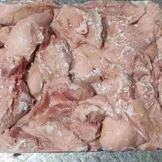沂南县老鸡大胸，纯干货，加工厂鸡肉条可以用