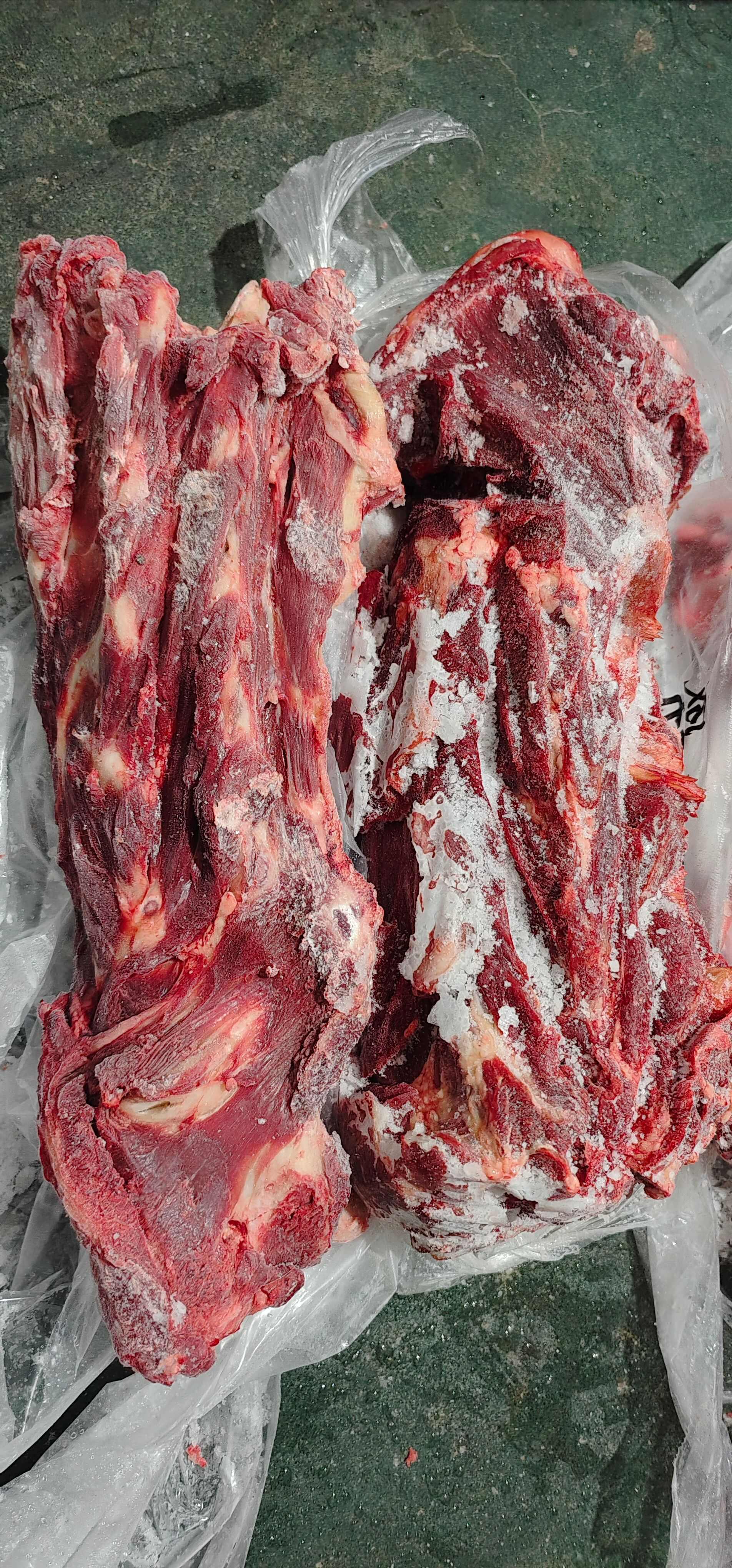 【满肉牛脖骨】当地草原黄牛的新鲜速冻，一点肉没剔过肉超大超厚