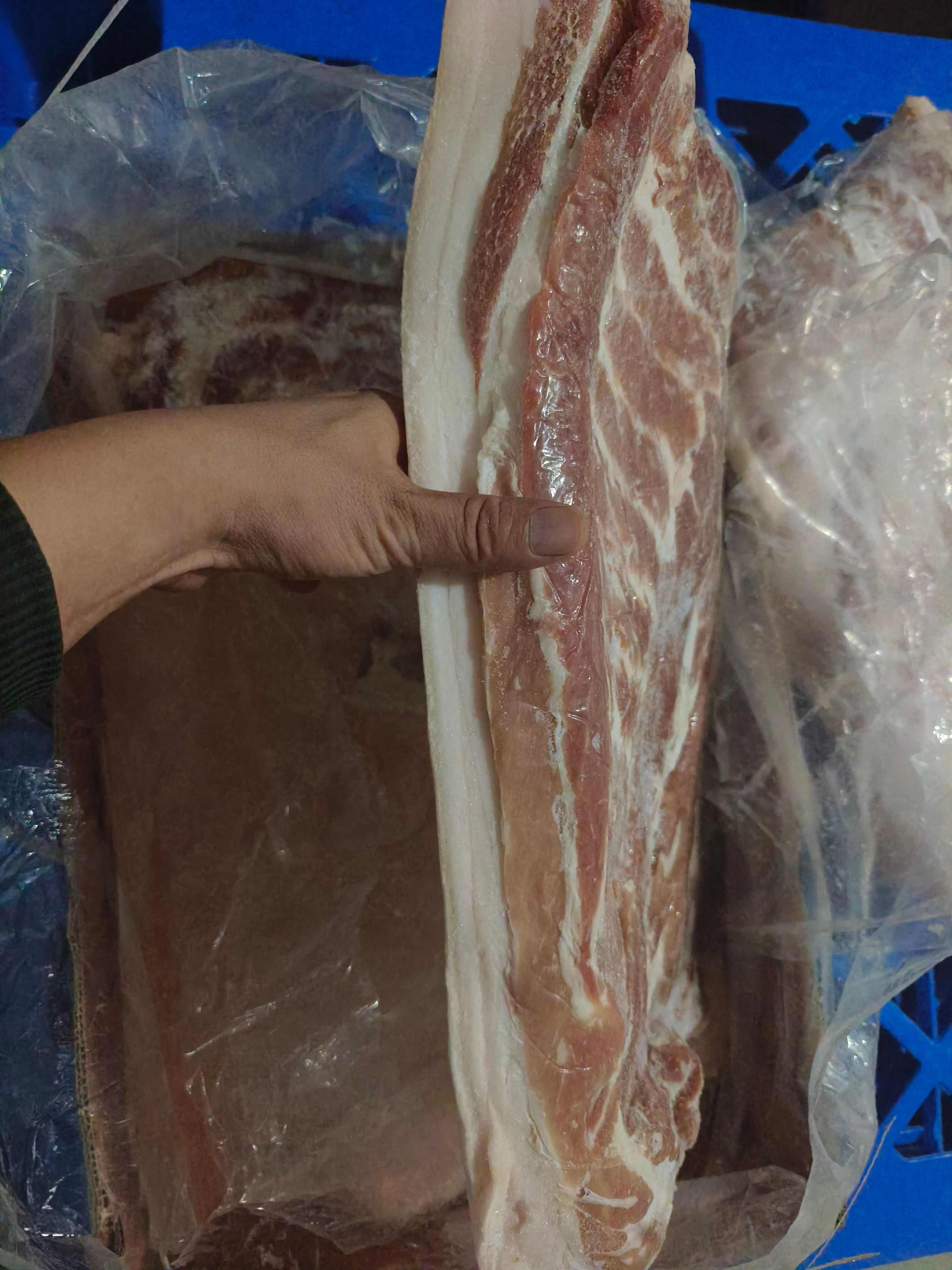带皮中方五花