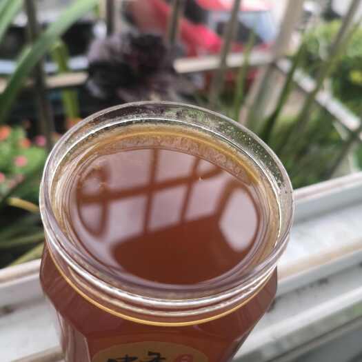 茂县自己家养的天然土蜂蜜，一年割一次