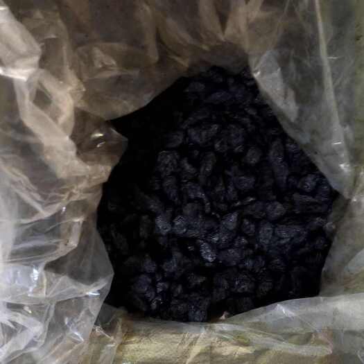 九蒸九晒熟地黄，即食，包装一般都是牛皮纸袋，送礼盒要加钱的。