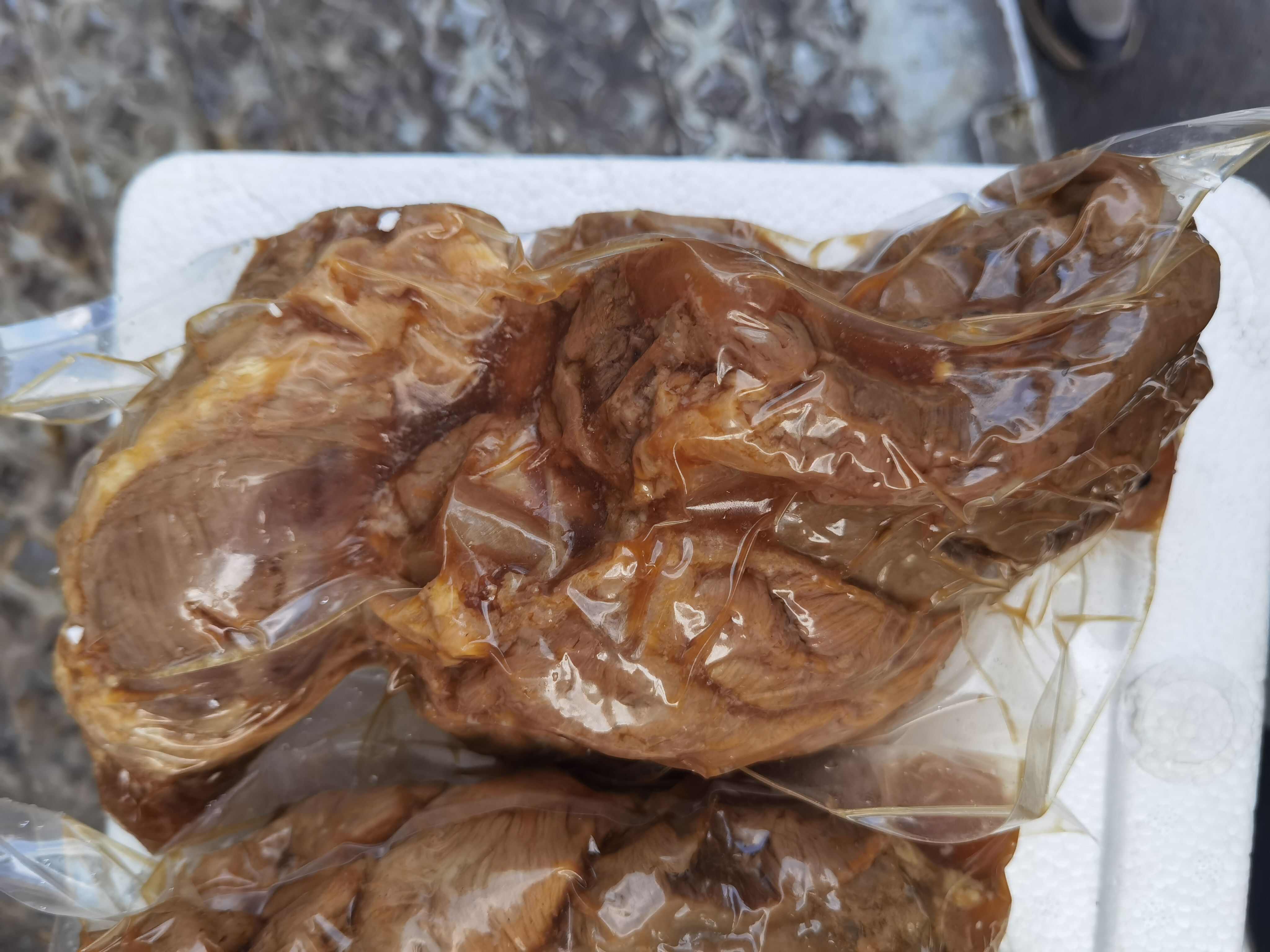 全熟五香熟牛腱，开袋即食