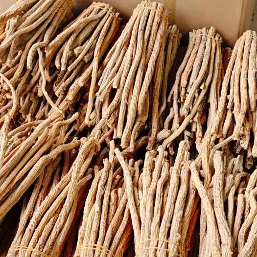 精品防风小捆货,颜色好,条形佳,产地直发,质量保证。