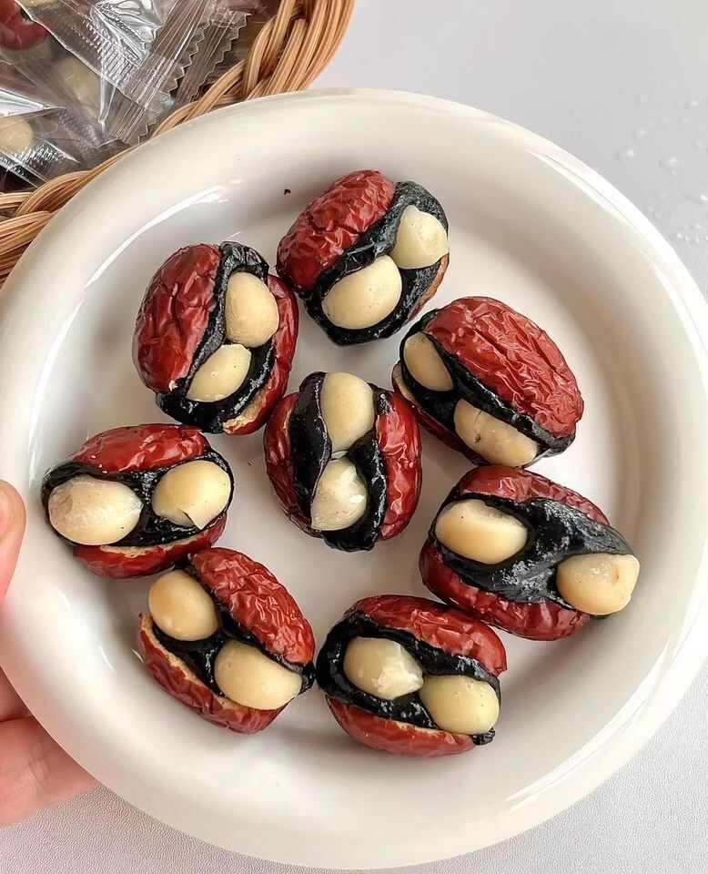 抱富枣血糯米夹心枣独立包 幸福枣血糯米夹夏威夷果仁暴富枣