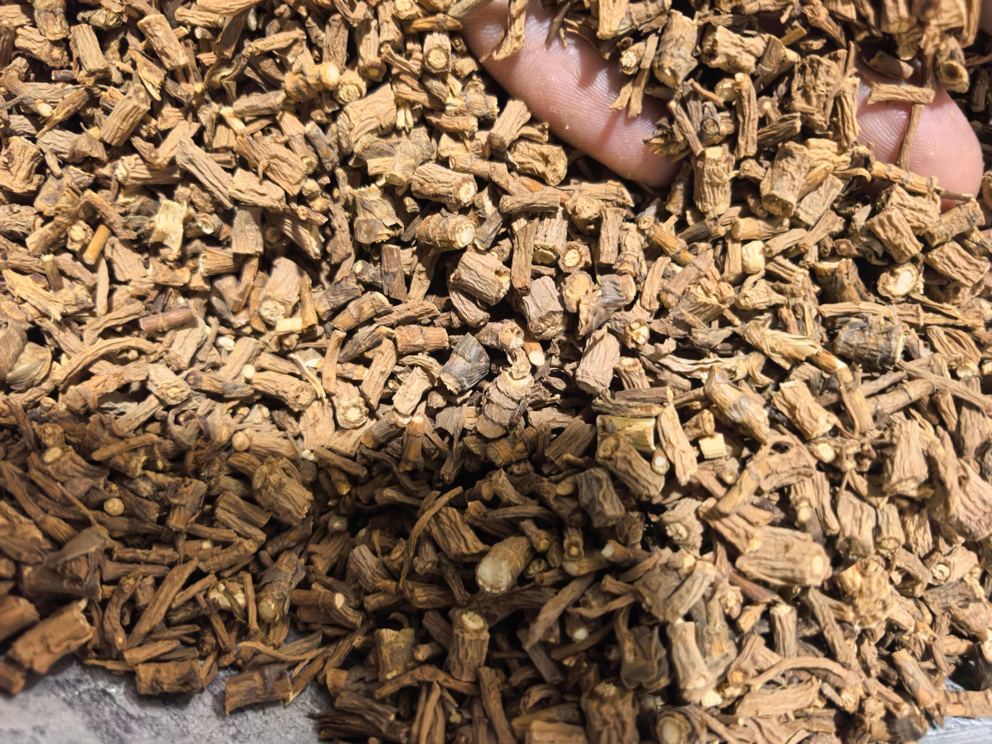 藏柴胡 统货0.2筛以上 粗细都有 价格优惠 产地甘肃