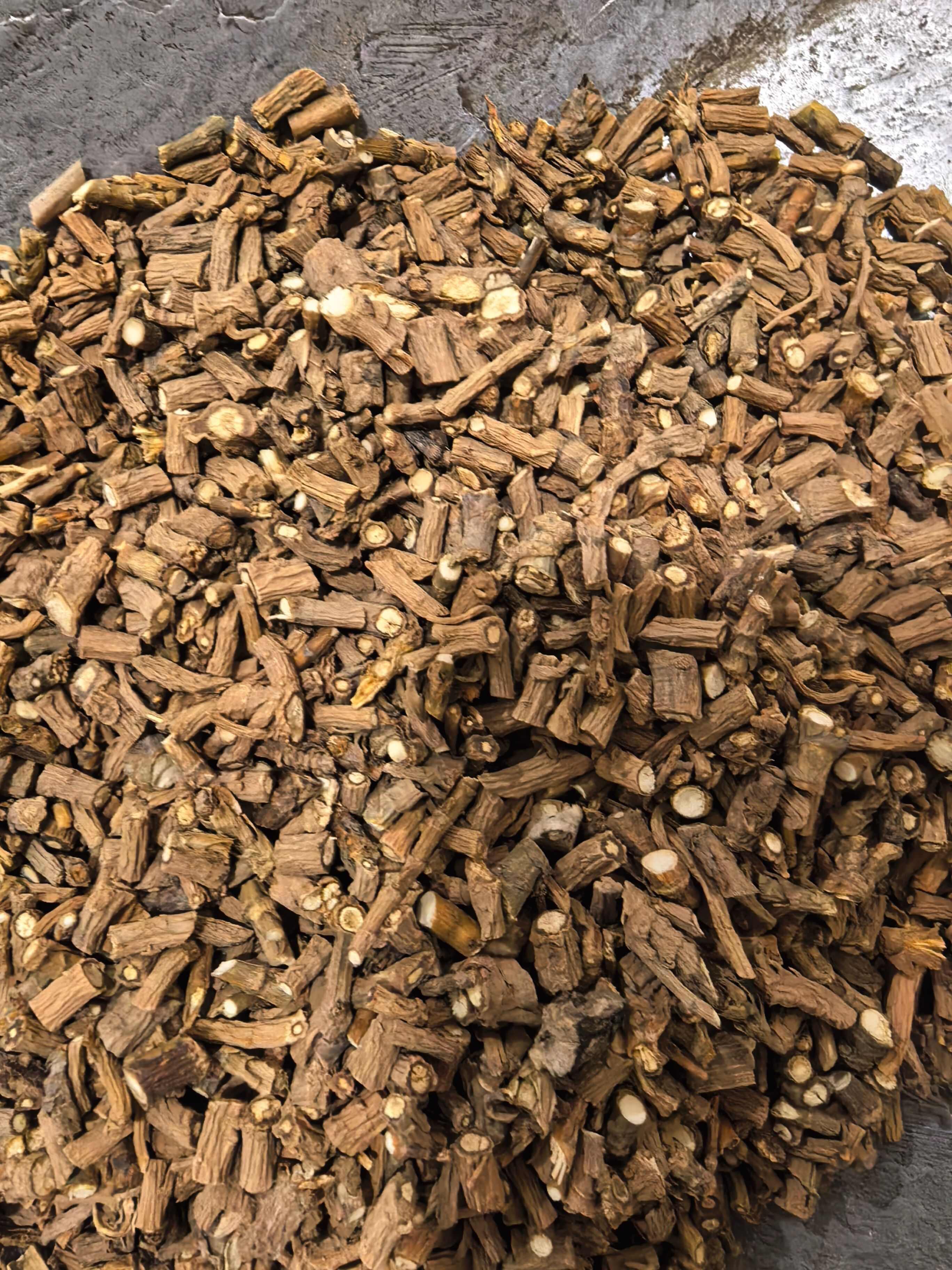 藏柴胡 0.4筛以上 均匀 假一赔十 量大从优 产地甘肃