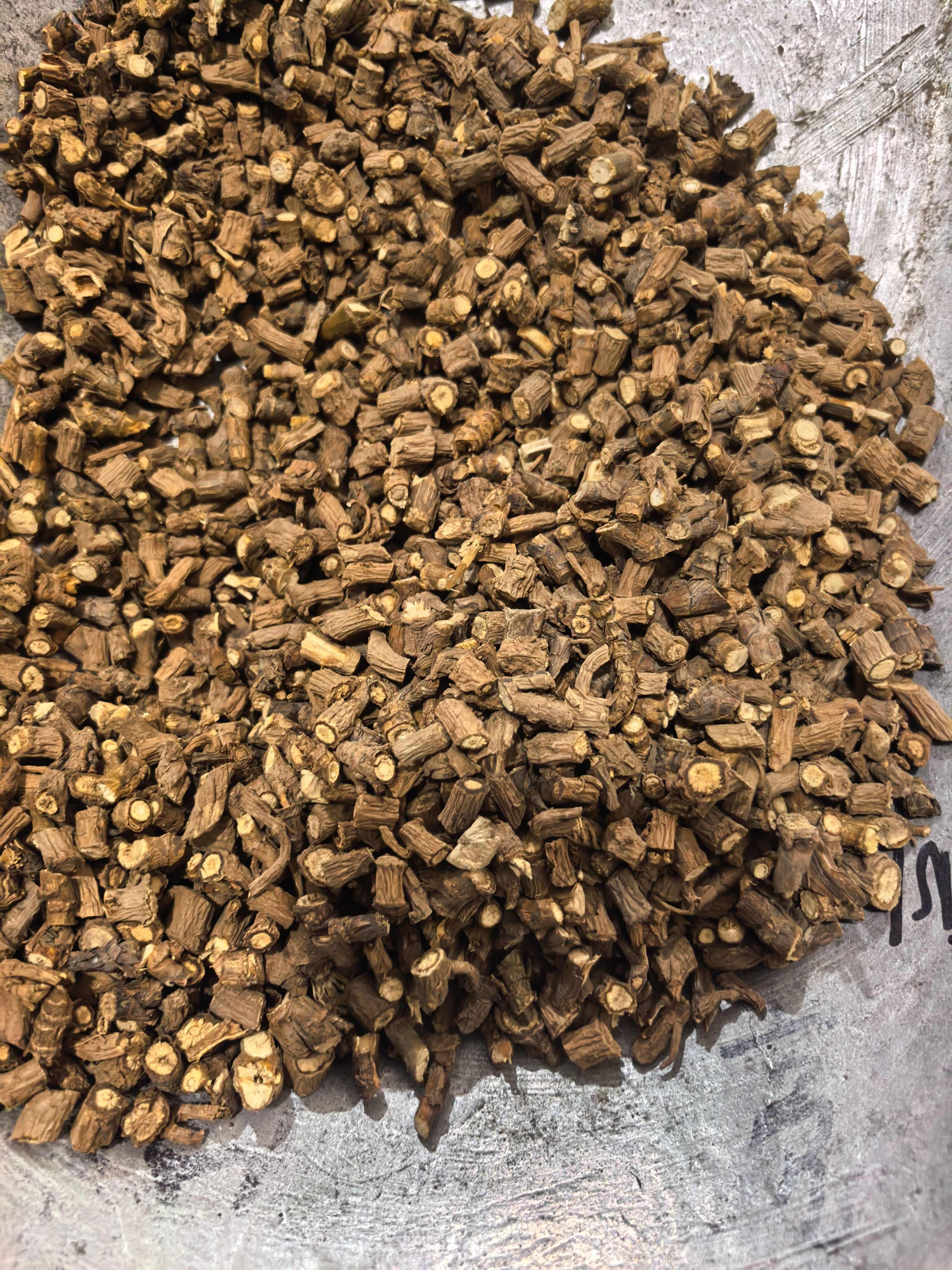 藏柴胡 选货 0.6筛以上 质量好价格略高 产地甘肃