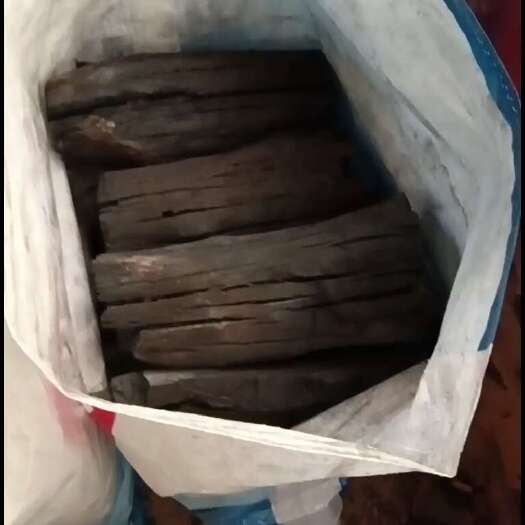 百色青钢木炭