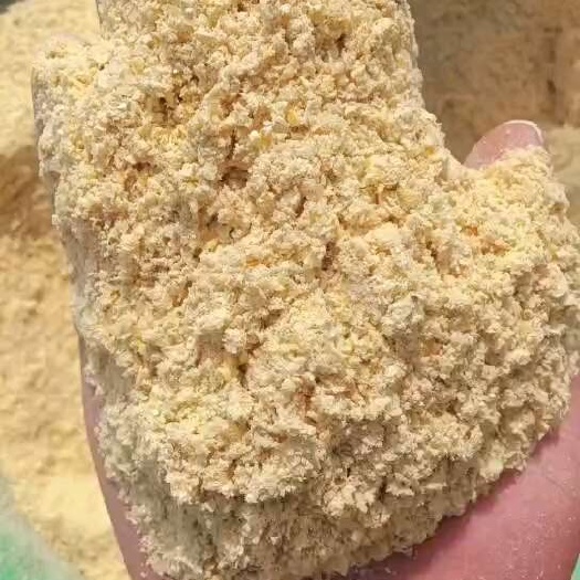 郓城县食品厂下来的玉米面，纯玉米面，蛋白7个，鸡鸭鹅牛羊育肥饲料