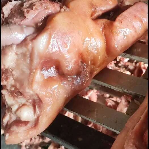 新乡猪头肉精品一级剔骨净肉白水煮九成熟半成品猪脸肉