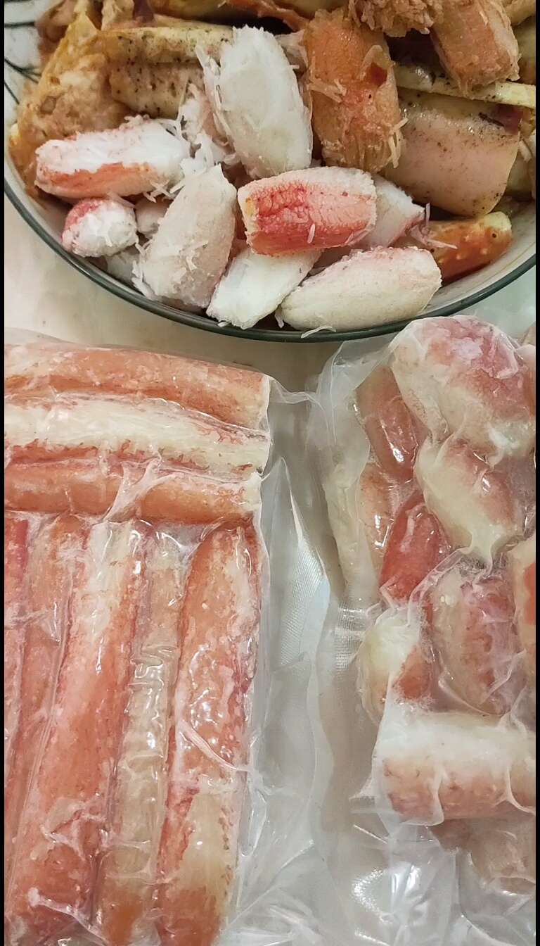 高端产品，纯蟹肉，解冻即食。俄罗斯大帝王蟹肉非合成