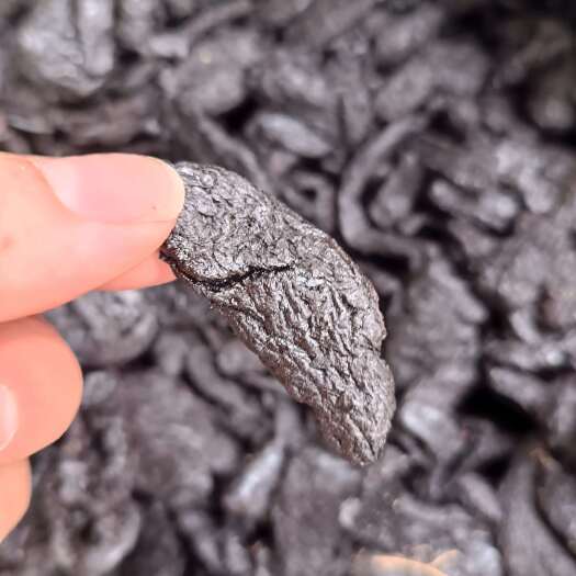 玉林优质地黄药材，无硫熟地黄