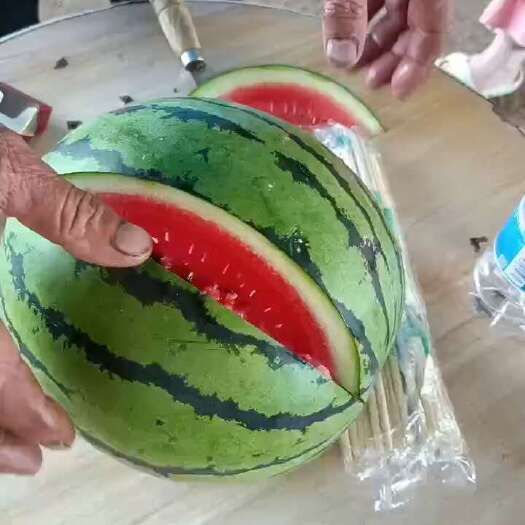 大荔县陕西蒲城甜王西瓜