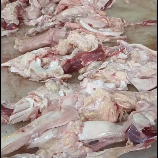 阳信县棒骨筋，纯干精修，分层箱装