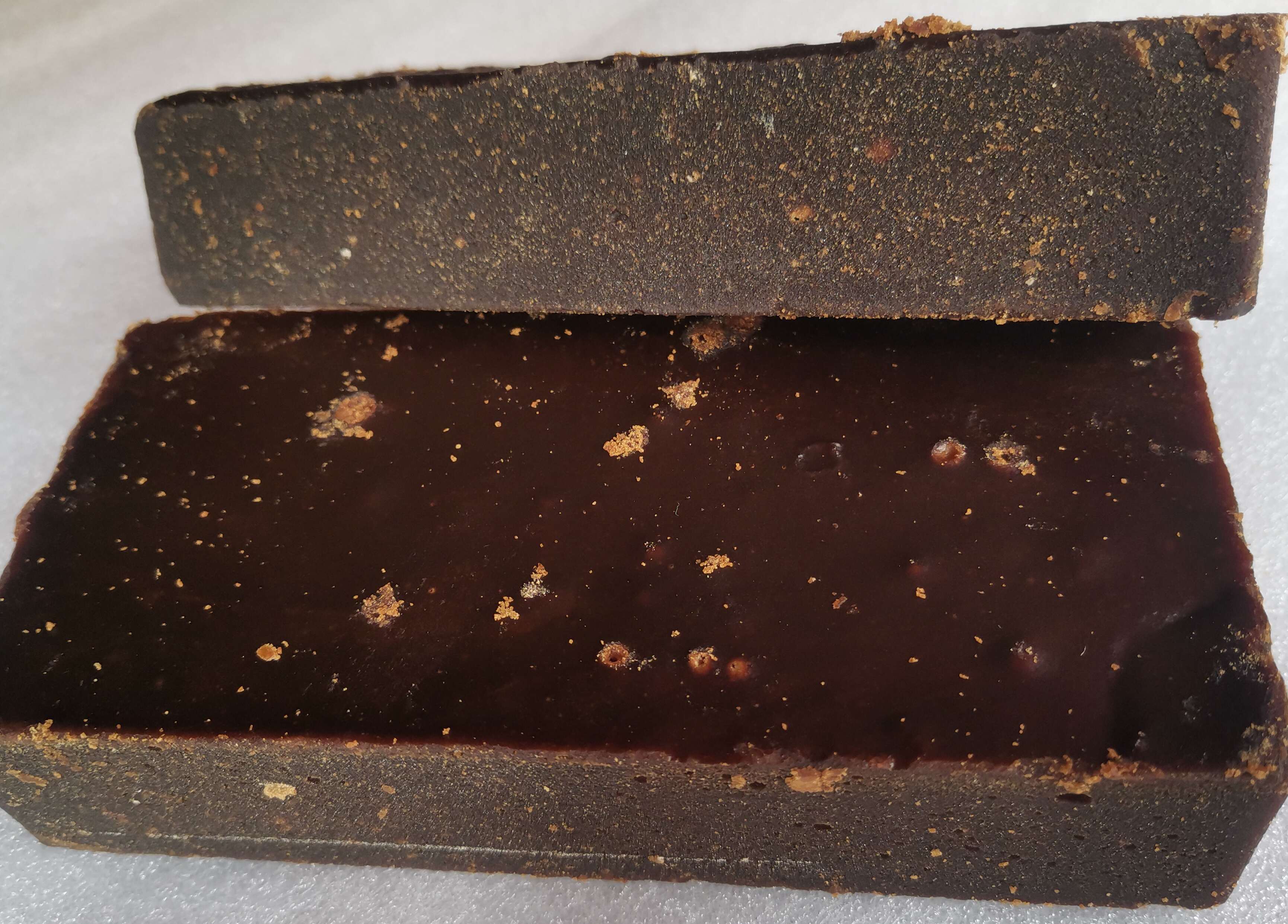 云南甘蔗传统手工红糖老黑糖土红糖块黑片糖酵素月子