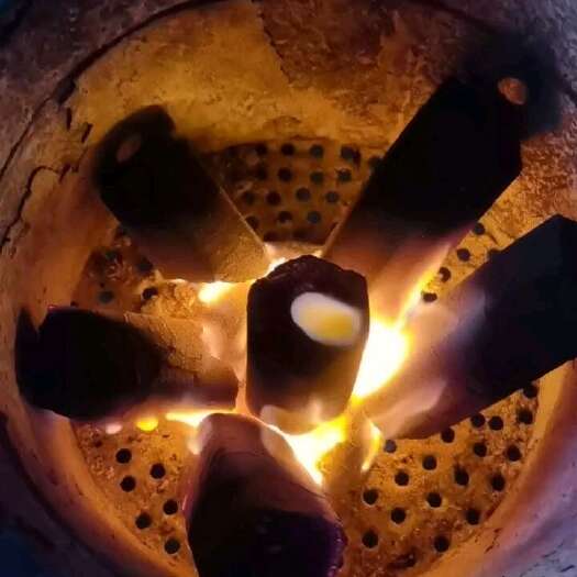 邵东市湖南邵东机制炭生产 中高温炭化优质耐用 农业烧烤两相宜