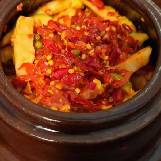 醴陵市湖南醴陵优质农家腌萝卜 ，2-3个月保质期 新鲜可口，香辣脆
