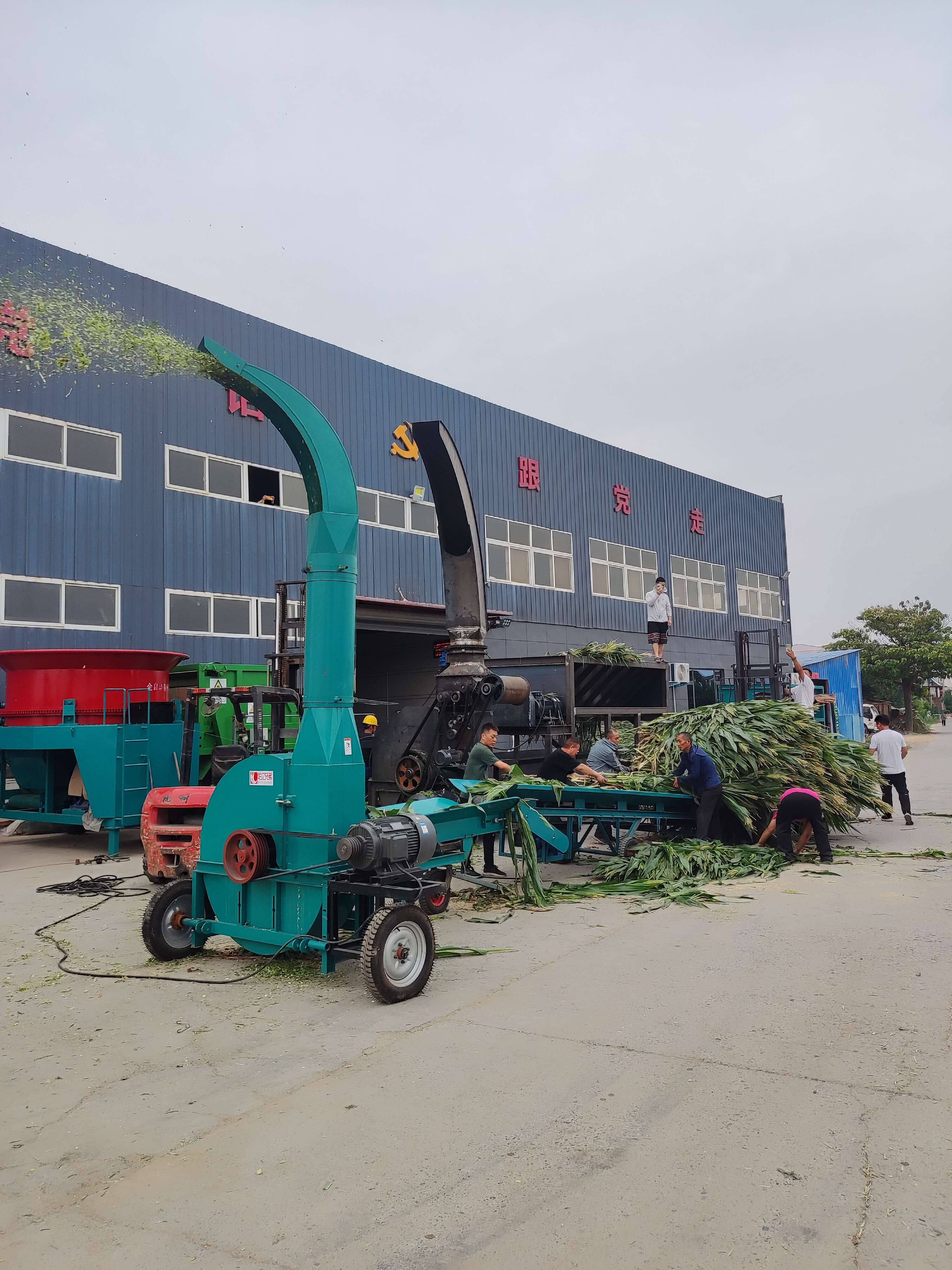 華億兄弟鍘草機(jī)總店