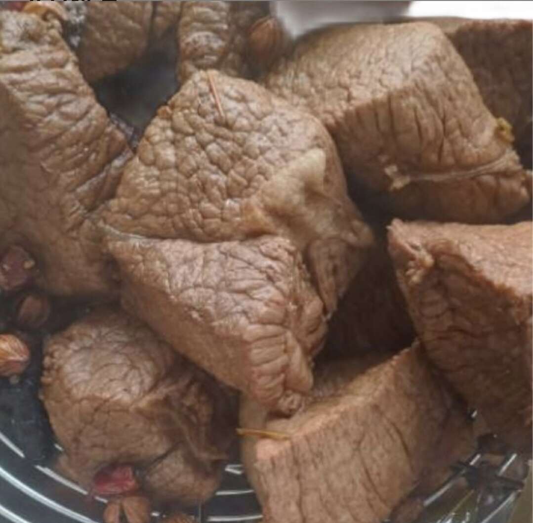 鹵香四溢食品店
