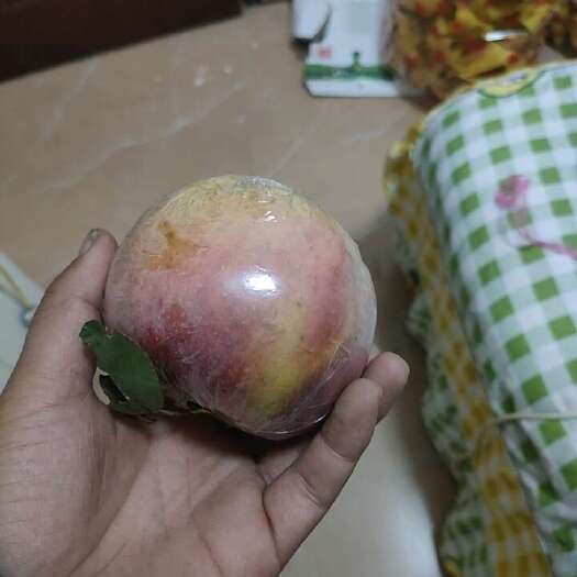 丰县大沙河红富士丑苹果，苹果取平平安安，办事圆圆满满。