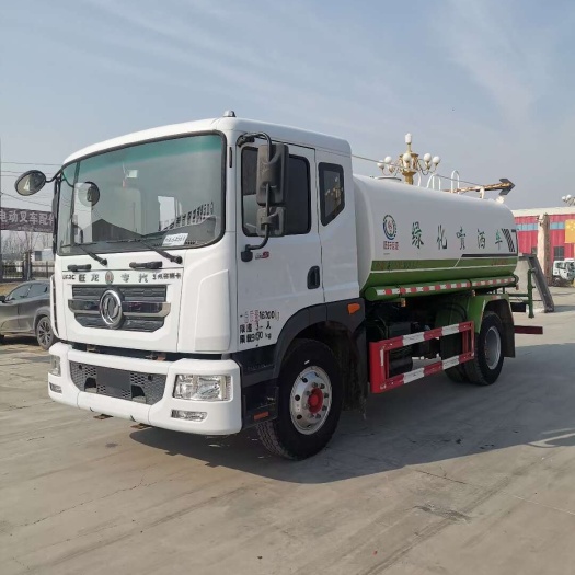 洒水车