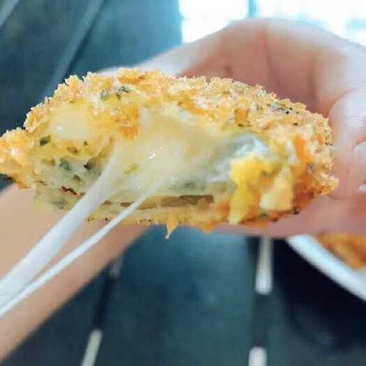 东山县芝士蟹排沙拉商用油炸特色小吃冷冻半成品酒店海鲜纯手工点心餐厅