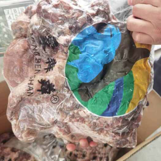 中牟县熟羊肉，块大熟度高，羊汤熟食均可