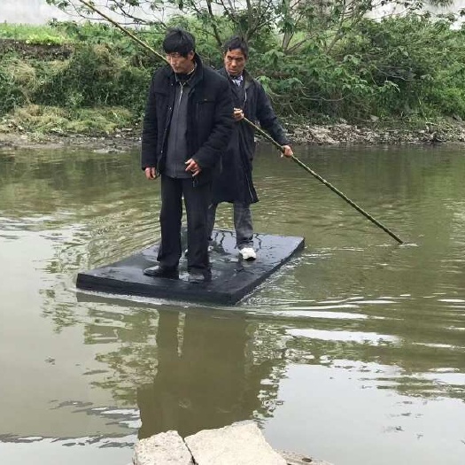  渔船