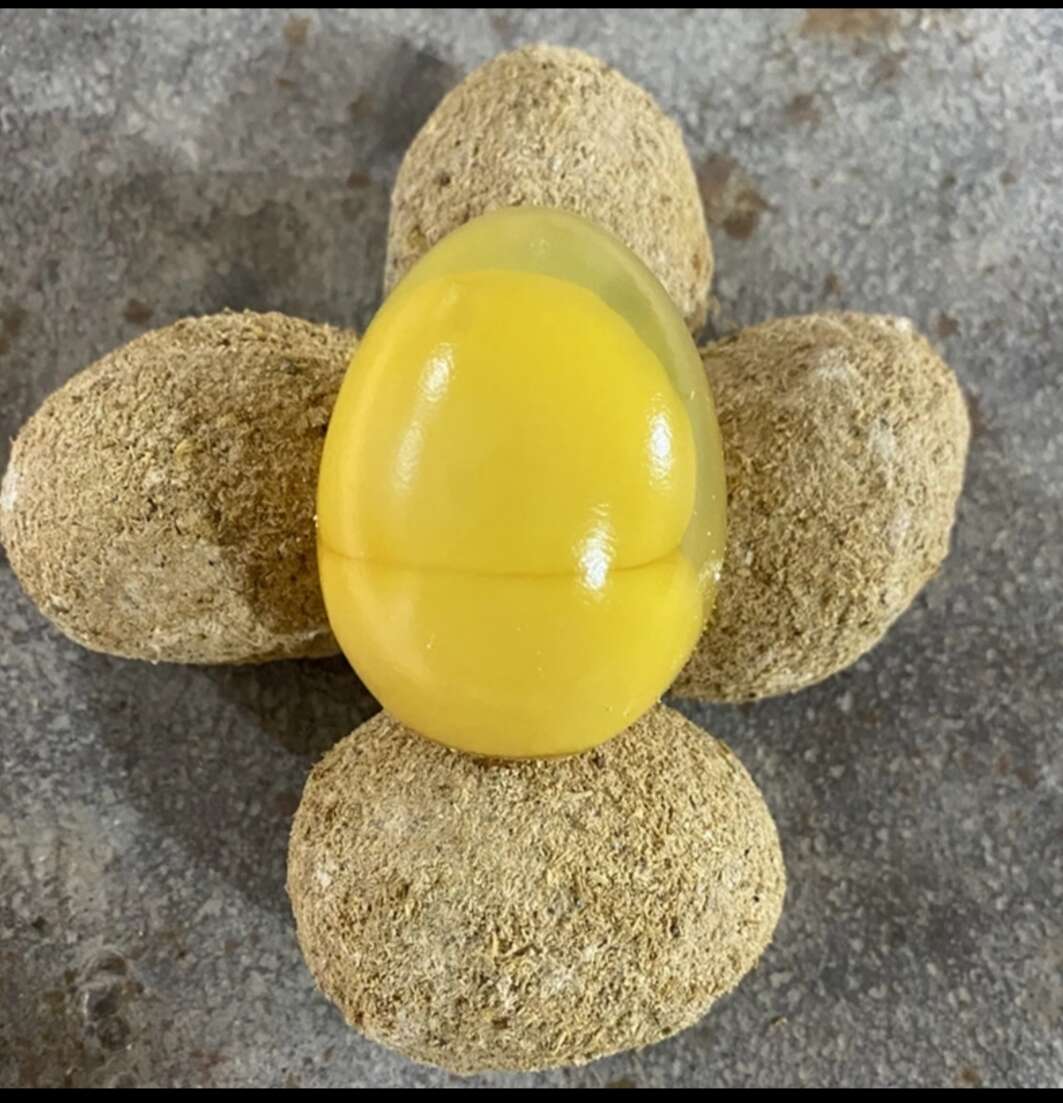 皮蛋变蛋安徽特产，手工制作。