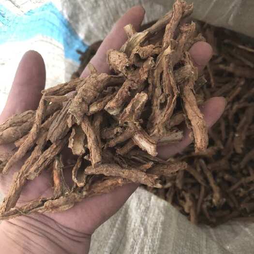 首捡地骨皮，没有须子，没有骨头，没有碎渣渣。
