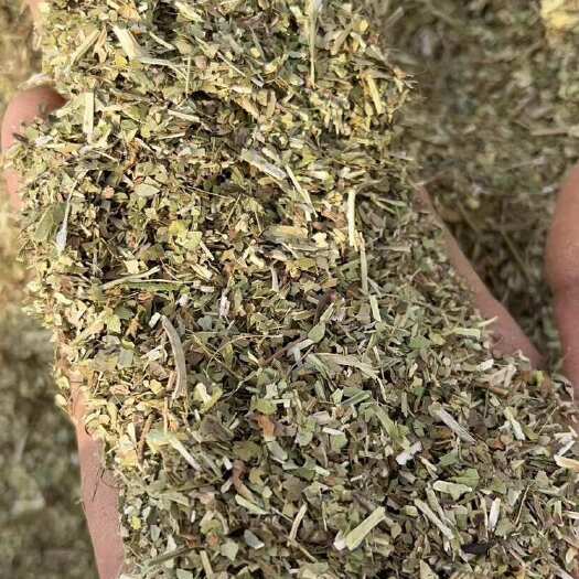 泌阳县花生秧叶粉纯干