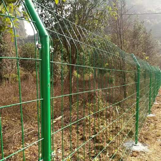 成都双边丝护栏网围栏网公路护栏网成都防护网