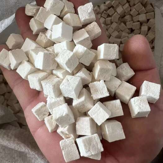 昆明云南茯苓丁  量大价优