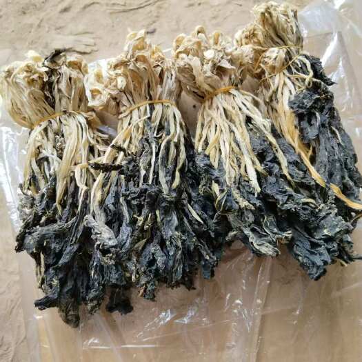 武威粤北小白菜干  农家自然晒干  无盐  叶黑根白！