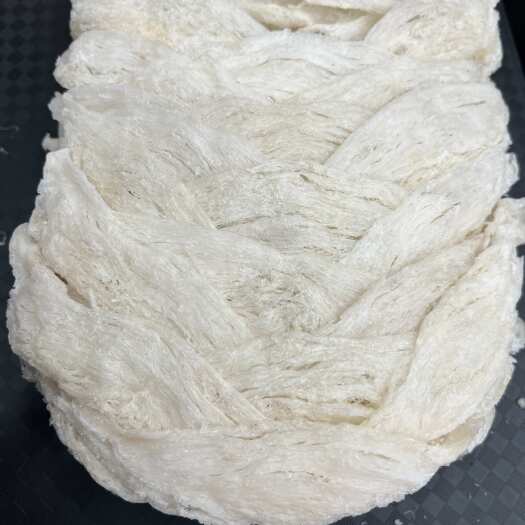 广州燕窝中大条泡发率高干净度高囊丝清晰可见燕窝条