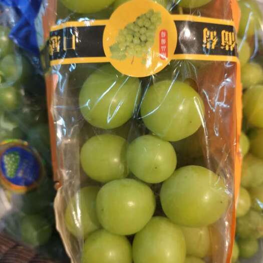 莒县【力推】山东优质阳光玫瑰葡萄上市了品种齐全价格便宜