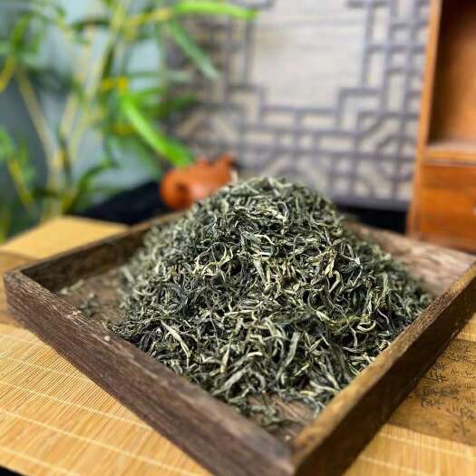 昆明普洱茶古树茶大树茶白茶生普熟普饼茶散茶357克