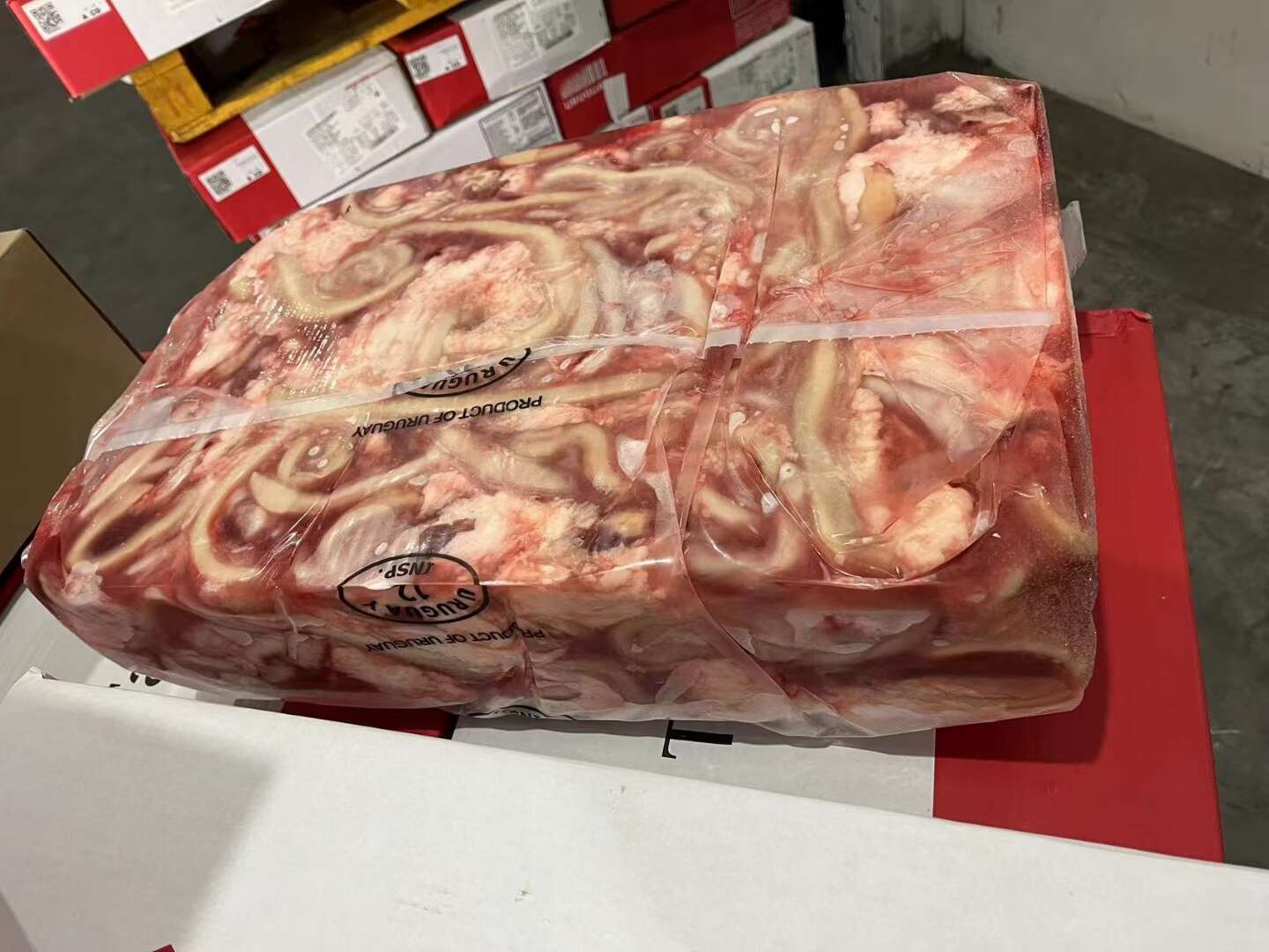 乌拉圭带跟牛鞭，港口工厂发货。价格低