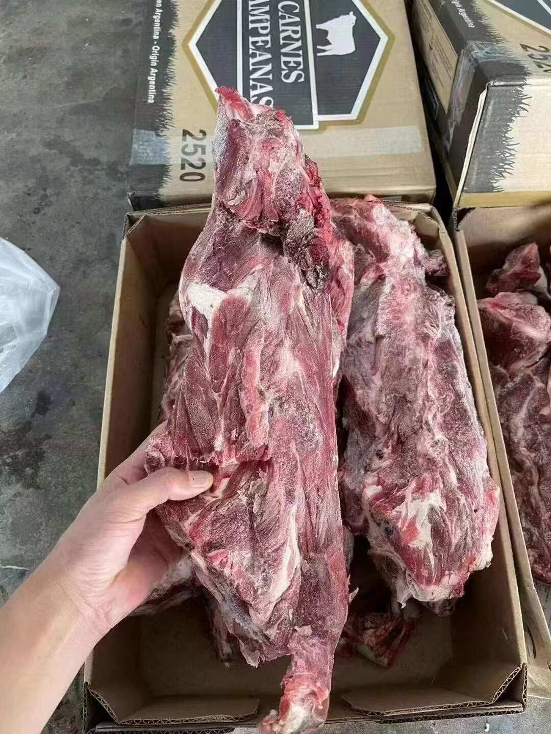 2520满肉脖骨