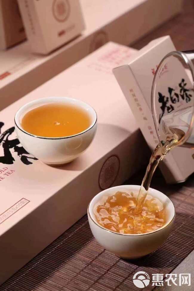 福鼎白茶2017年贡眉茶饼珍藏老白茶白牡丹非寿眉送人礼盒装