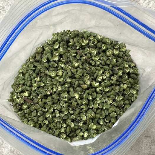 巧家县高原地区青花椒 鲜 麻 辣 香味十足