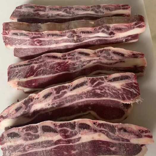 阳信县新鲜满肉牛排切块，牛排炖锅食材，地摊牛排，街边牛排