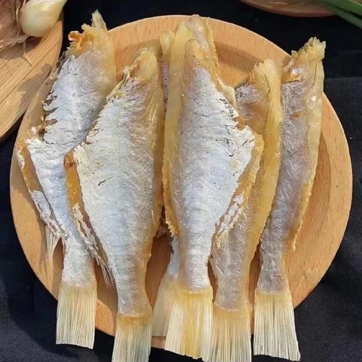 剥皮鱼干 地摊 电商 批发 中目肉大目肉鱼干 干鱼 扒皮鱼干