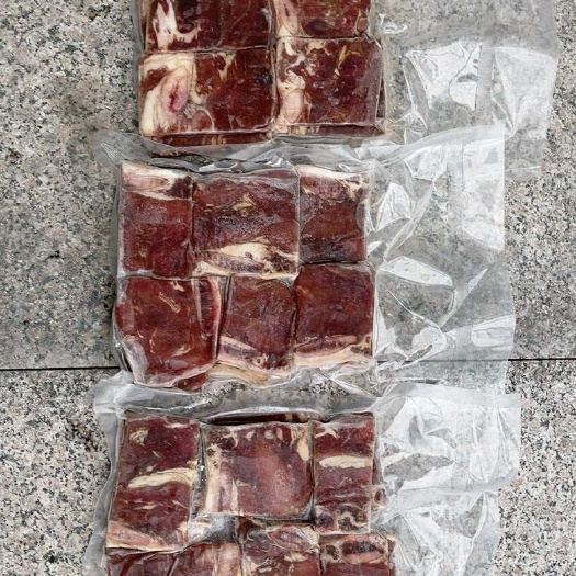 阳信县黑椒牛仔骨现货实拍保证质量价格便宜小包装电商专用一手货源