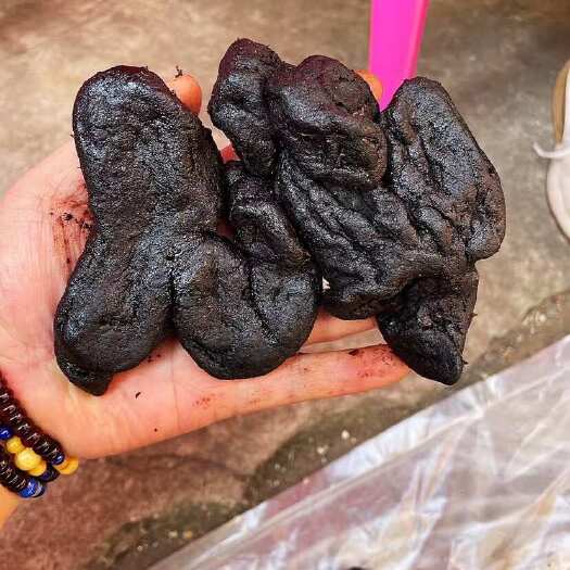 ￼ 九蒸九晒黄精软黄精中大个九制黄精泡酒煲汤  产地直销