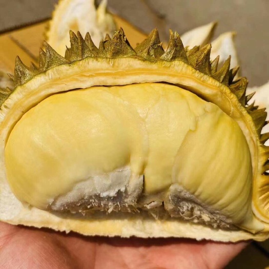 昆明泰国金枕榴莲口感甜糯香甜肉厚